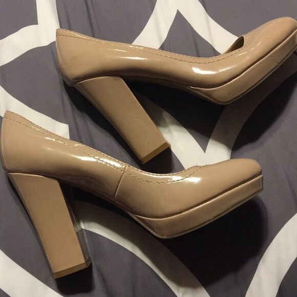 5/$25 Unlisted Patent leather heels 9.5 - Picture 5 of 8